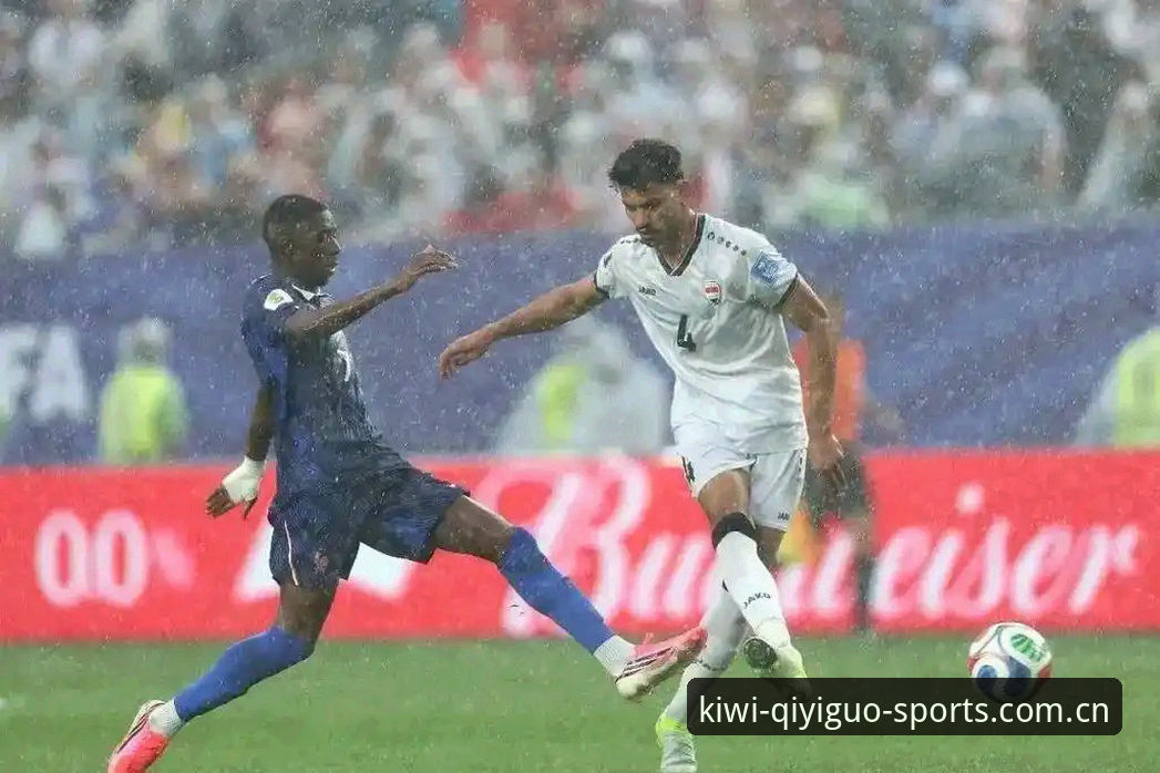 揭秘：雷暴突袭世界杯，法国队比赛为何可能说停就停？